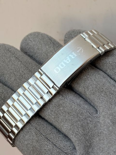 Rado Manhatan 7