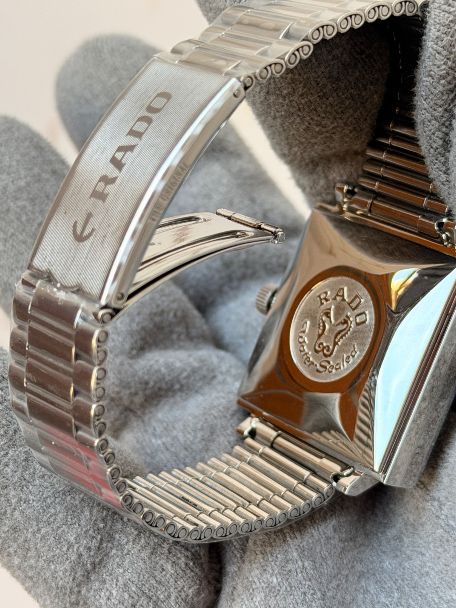 Rado Manhatan 9